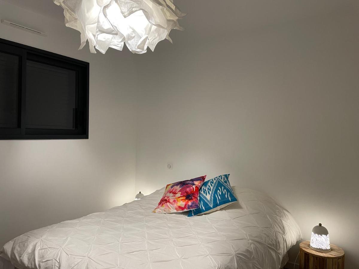Maison neuve 4 étoiles plain-pied proche de la mer Plurien Esterno foto