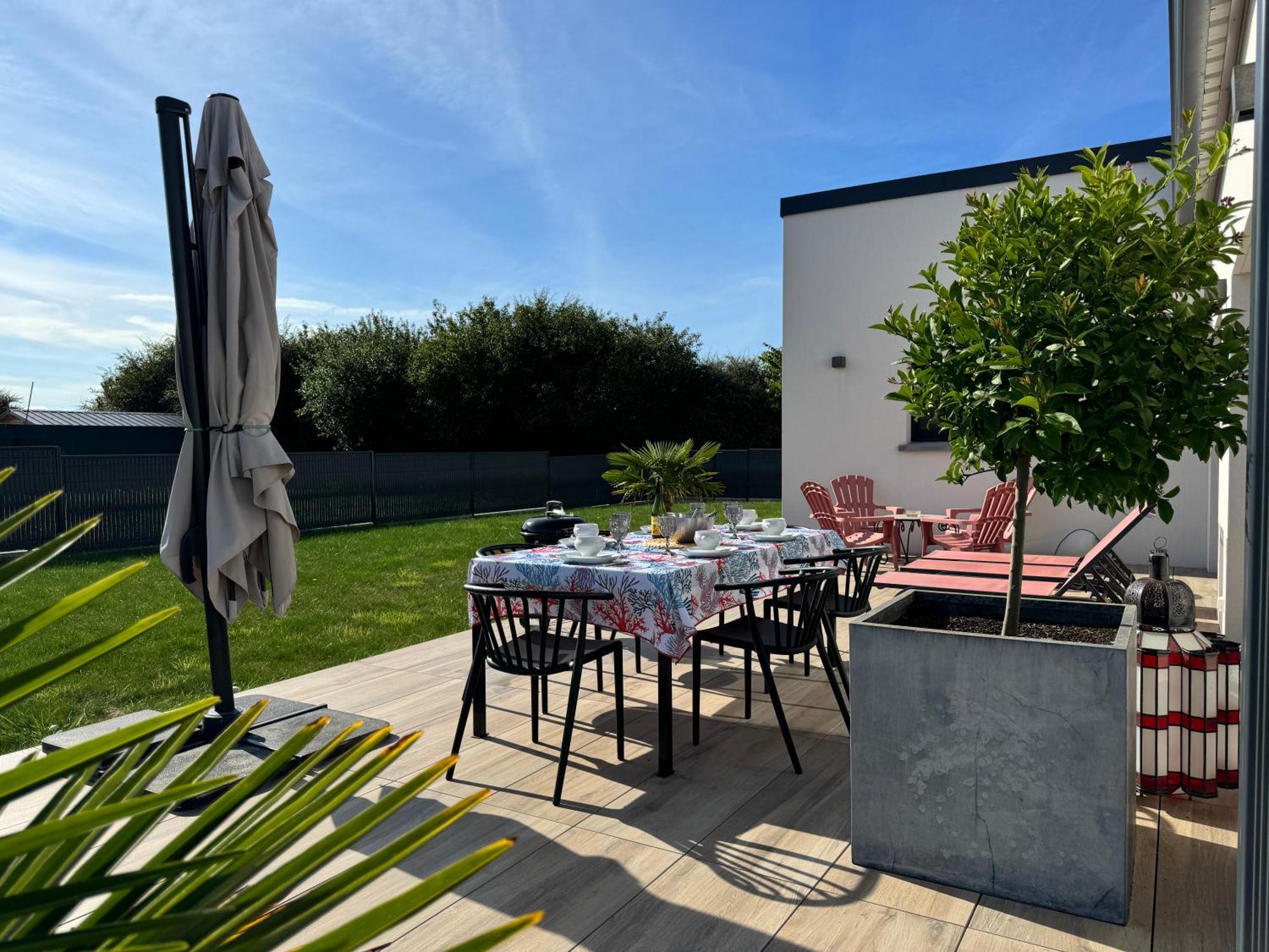 Maison neuve 4 étoiles plain-pied proche de la mer Plurien Esterno foto